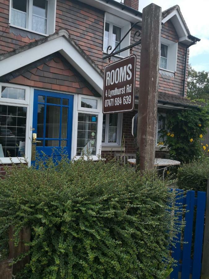 4 Lyndhurst Rd Brockenhurst Exterior foto