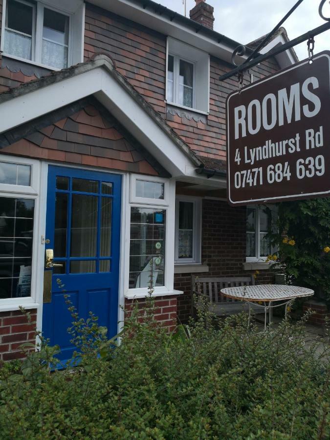 4 Lyndhurst Rd Brockenhurst Exterior foto